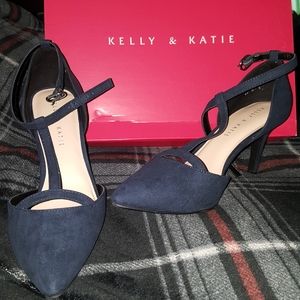 Kelly & Katie: Navy Strapped Heels Size 8.5